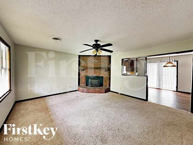 Building Photo - 4477 Sardis Dr