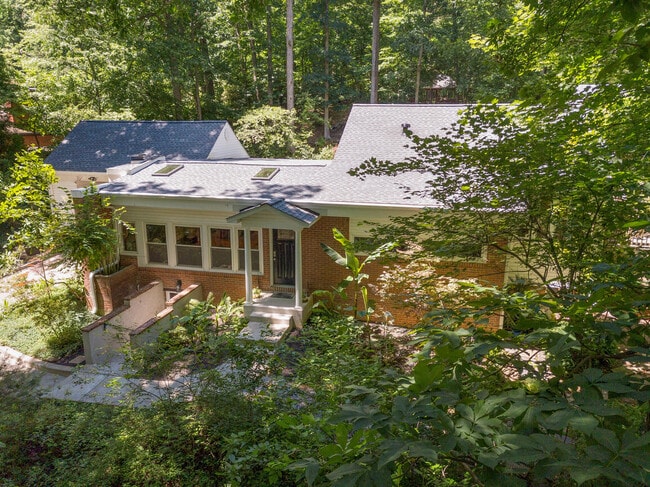 House Photo 2 - 1008 Hobbs Dr