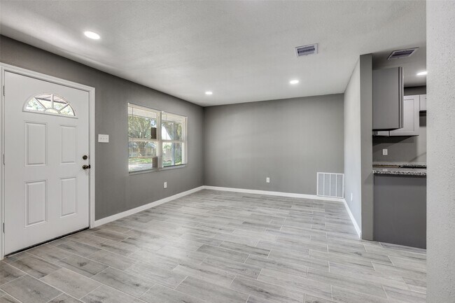 Foto del edificio - 200 Pine St