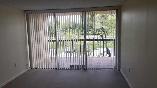 Foto del edificio - 10425 SW 112th Ave