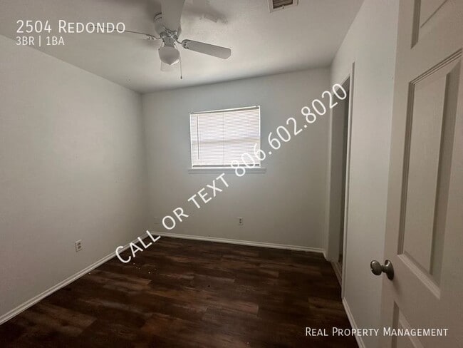 Foto del edificio - 2504 Redondo-