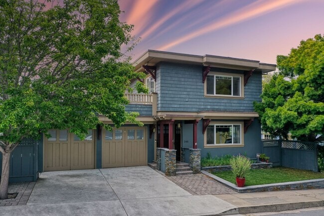 Building Photo - Charming 2 bed 1 bathroom unit in Pacific ...