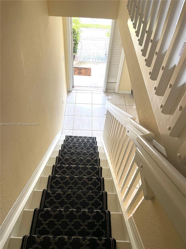 Foto del edificio - 2028 NE 167th St