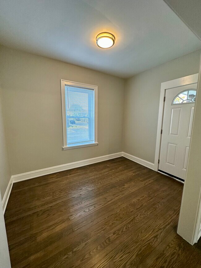 Fotografía del edificio - 2501 Grove St