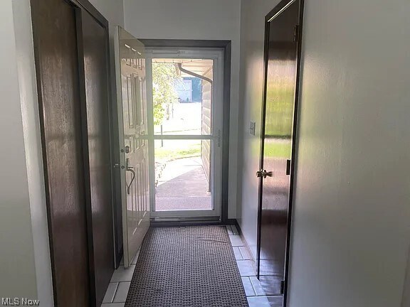 Foto del edificio - 6583 Harris Rd