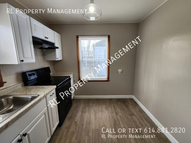 Building Photo - Charming 3 bedroom 1 bathroom home in East...