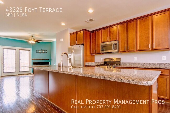 Foto del edificio - 43325 Foyt Terrace