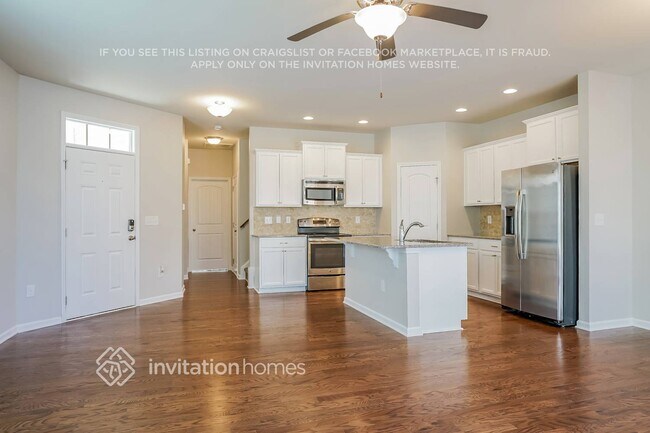 Foto del edificio - 7808 Weathered Oak Way