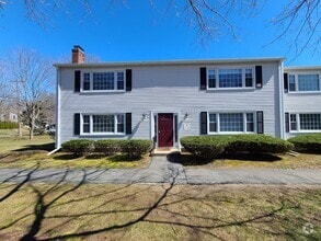 Building Photo - 174 Old Boston Post Rd