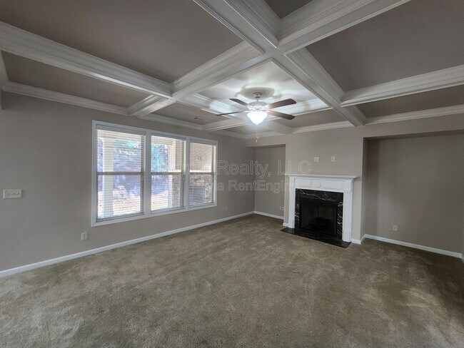 Foto del edificio - 1919 Briarcliff Wy