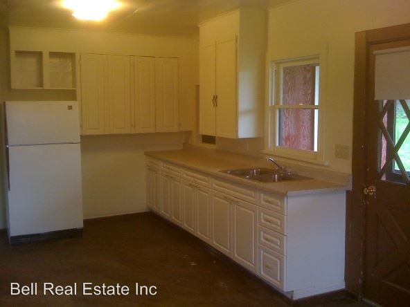 Building Photo - 3 br, 1 bath House - 37080 Wallace Creek Road