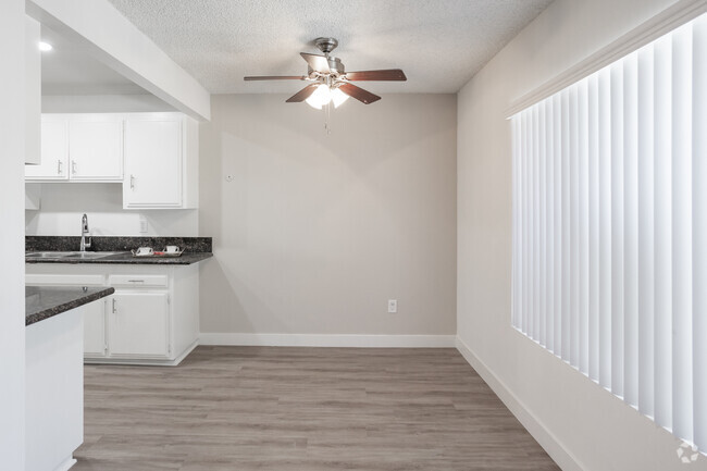 1BR, 1BA - 800SF Dining Room - Monticello Apartments