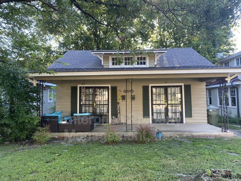 Foto principal - 690 Landis St