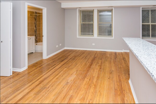 Foto del interior - The Shore Residences – 7350 S. Phillips Ave, Chicago, IL