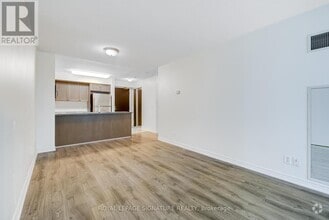 Building Photo - 51-1651 Lower Simcoe St