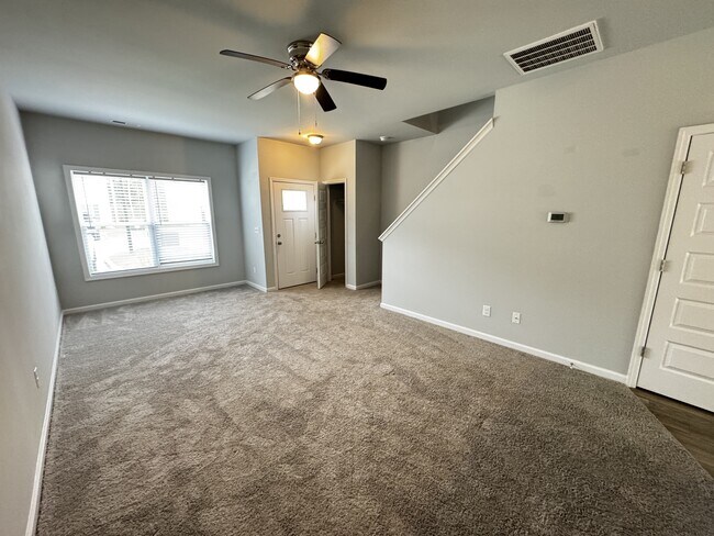 Building Photo - 177 Buckhorn Ave