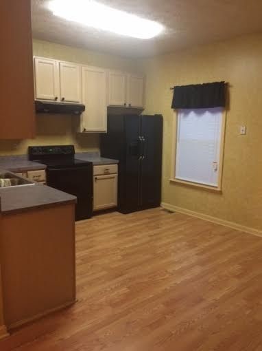Building Photo - 401 Dundee Pl