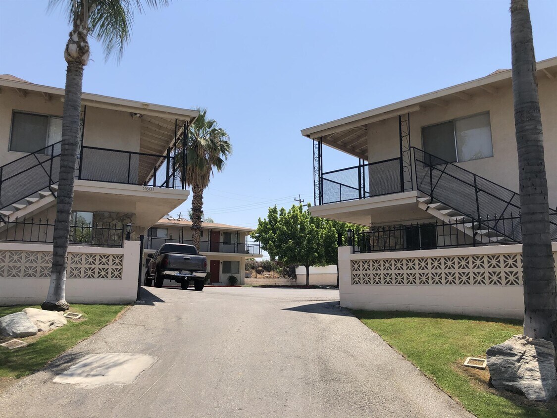 Foto principal - 2601 Bishop Dr