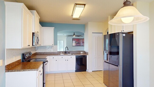Building Photo - 3 BR 2 BA w/ Garage Conversion!  TUSCA PLACE