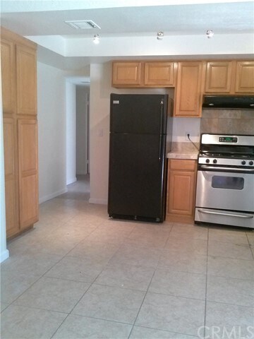 Building Photo - 51600 Avenida Mendoza