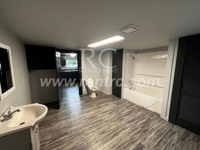 Foto del edificio - 2609 Cannon-