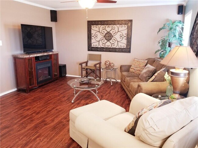 Foto del edificio - 108 Covey Ln