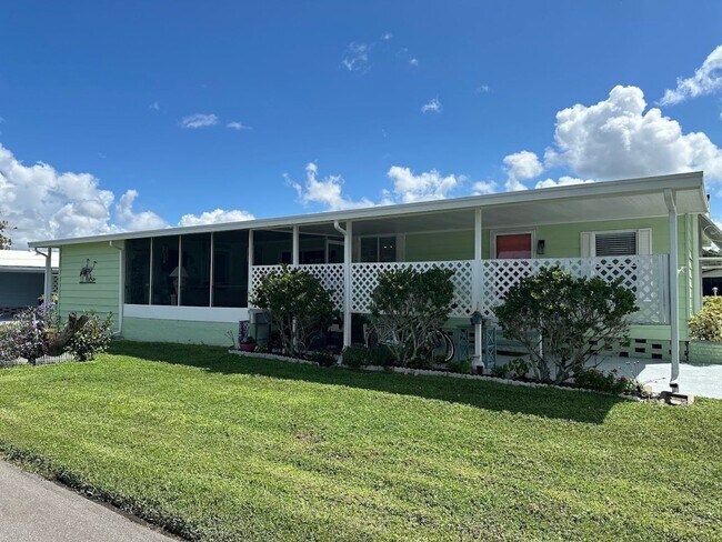 Foto del edificio - 5700 Bayshore Rd
