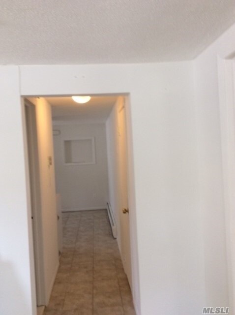 Building Photo - 400 Oakley Ave