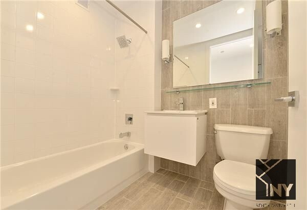 Foto del edificio - 53 Park Pl