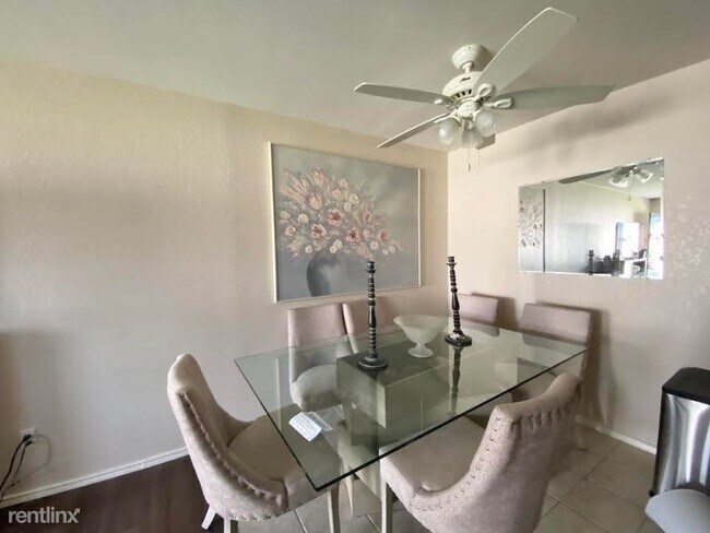 Foto del edificio - 2 br, 2 bath Condo - 807 E 21st St