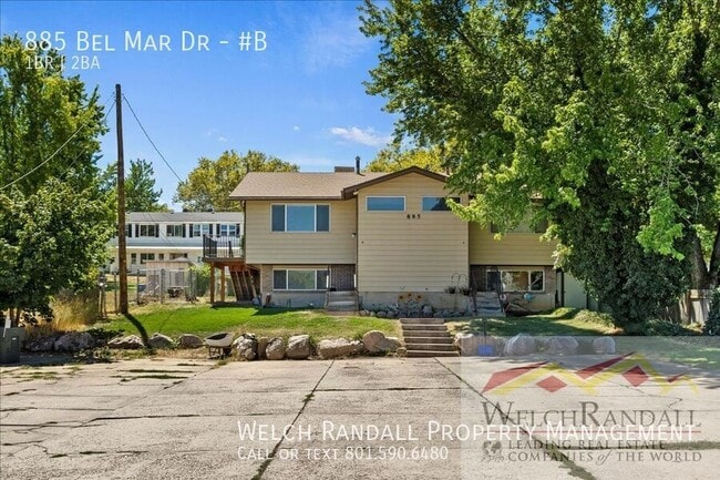 Building Photo - 885 Bel Mar Dr