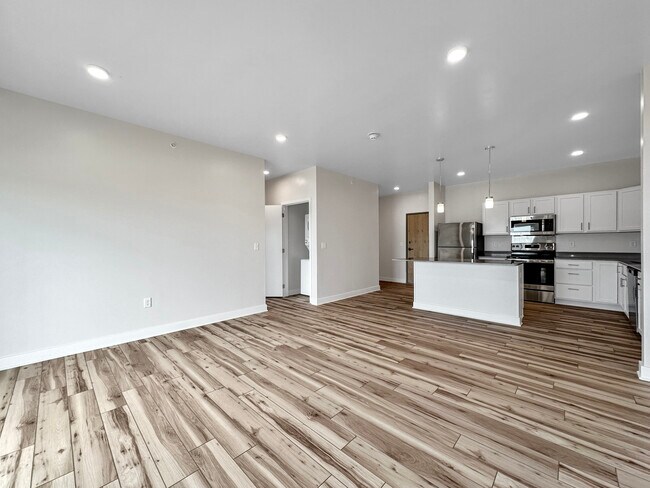 Building Photo - Stratford Pointe