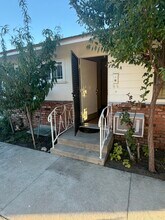 Building Photo - 238 E Valencia Ave