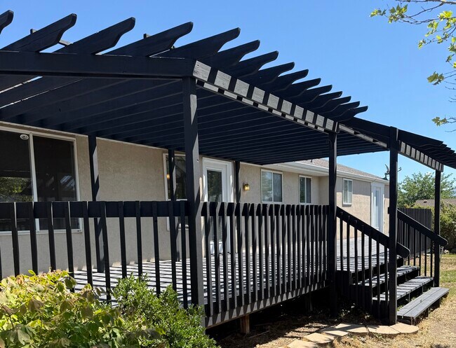 Building Photo - 4785 W Dorilee Dr