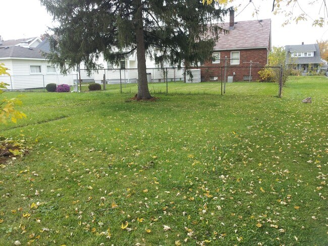 Foto del edificio - 3BDRM HOUSE FOR RENT