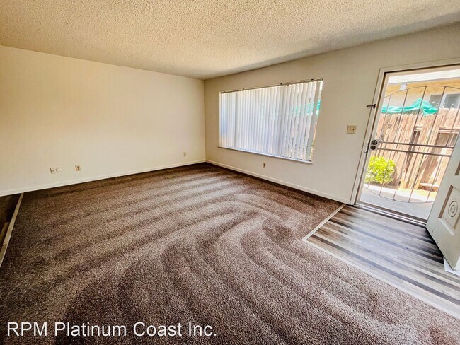 Building Photo - 2 br, 2 bath House - 6076 N. Poplar Ave. A...