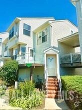 Building Photo - 790 Harbortown Blvd
