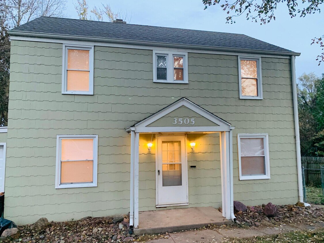 Primary Photo - 3505 N 49th St