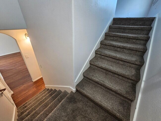 Foto del edificio - 6014 Brenwood Trails Ln