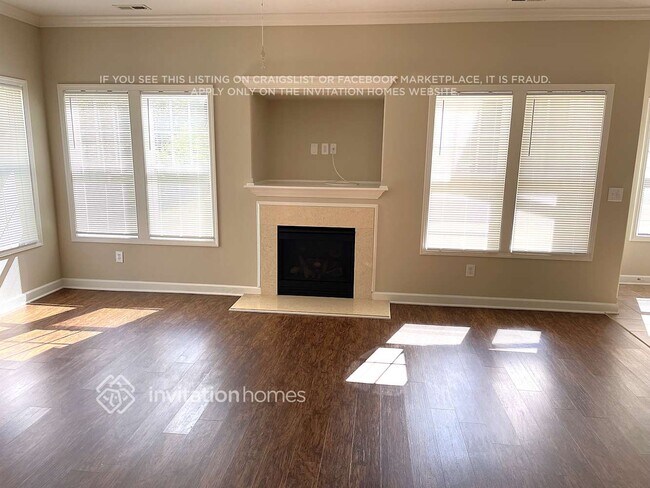 Building Photo - 4410 Hampstead Heath Dr