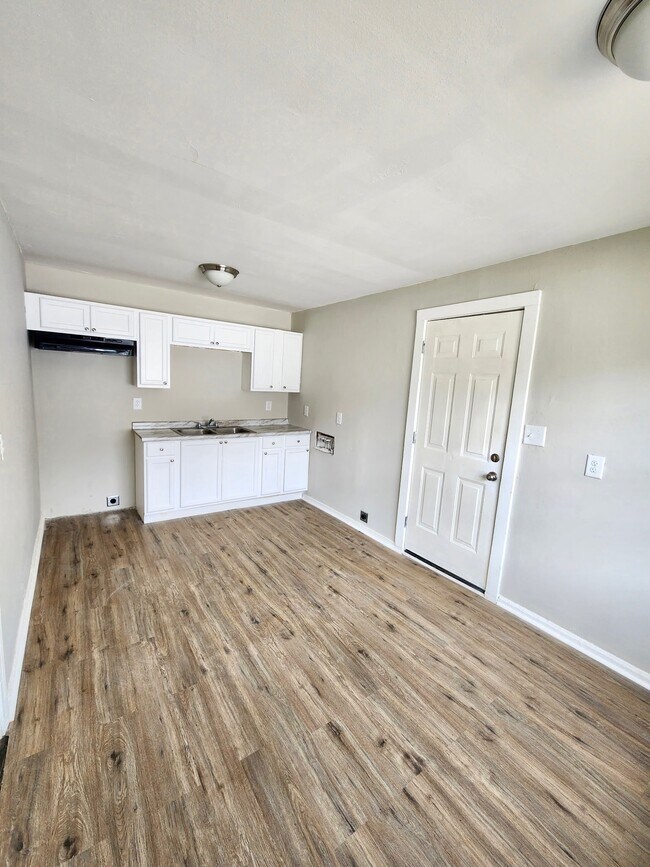 Foto del edificio - 2804 32nd Way SW