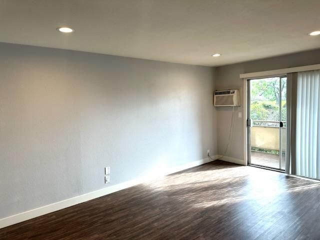 Foto del edificio - 3401 Hillsborough Dr