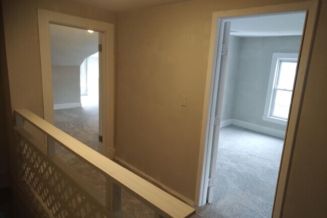 Foto del edificio - 14918 Clifton Blvd