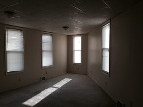 Building Photo - 46 Morgantown St