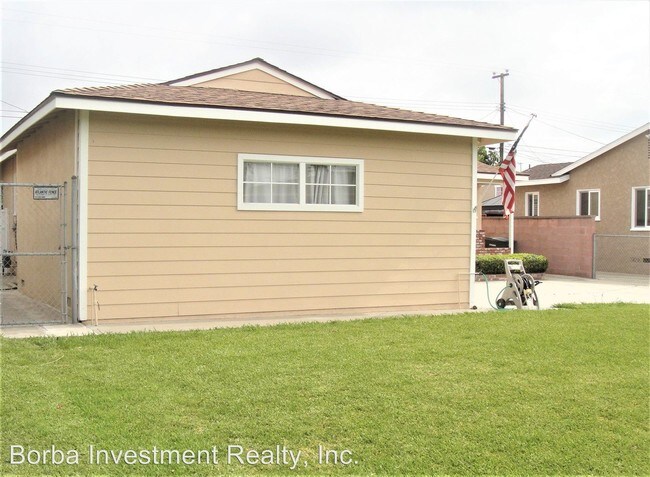 Building Photo - 3 br, 1.5 bath House - 9615 Tolly St