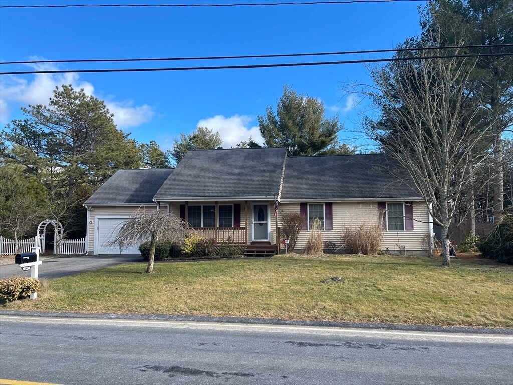 Foto principal - 285 Charge Pond Rd