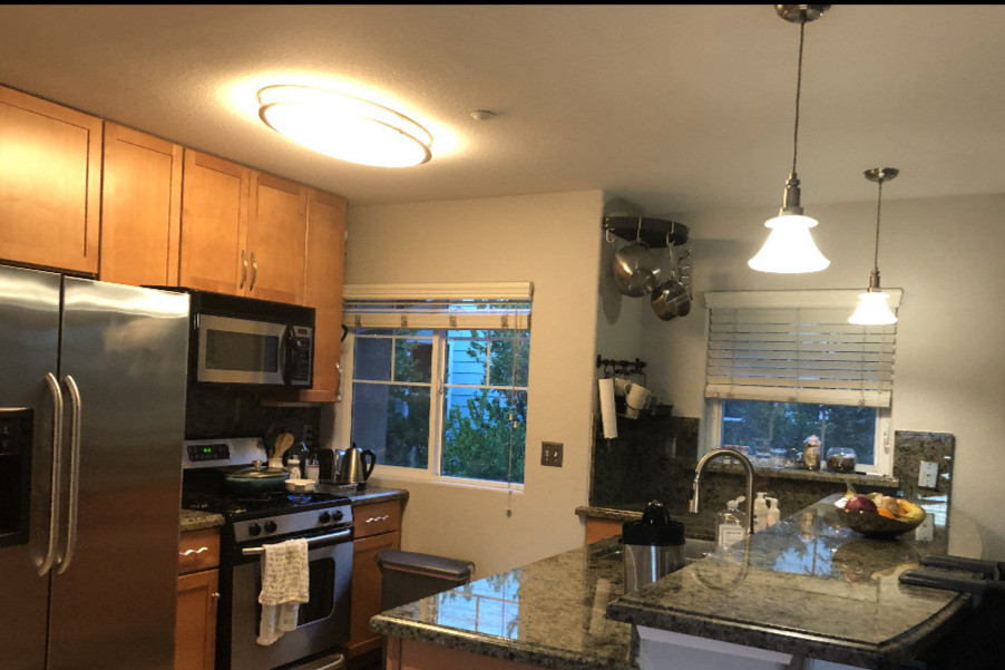 Foto principal - 808 Lenzen Ave