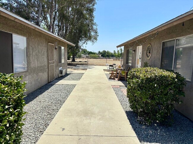 Building Photo - 21725 Dracaea Ave