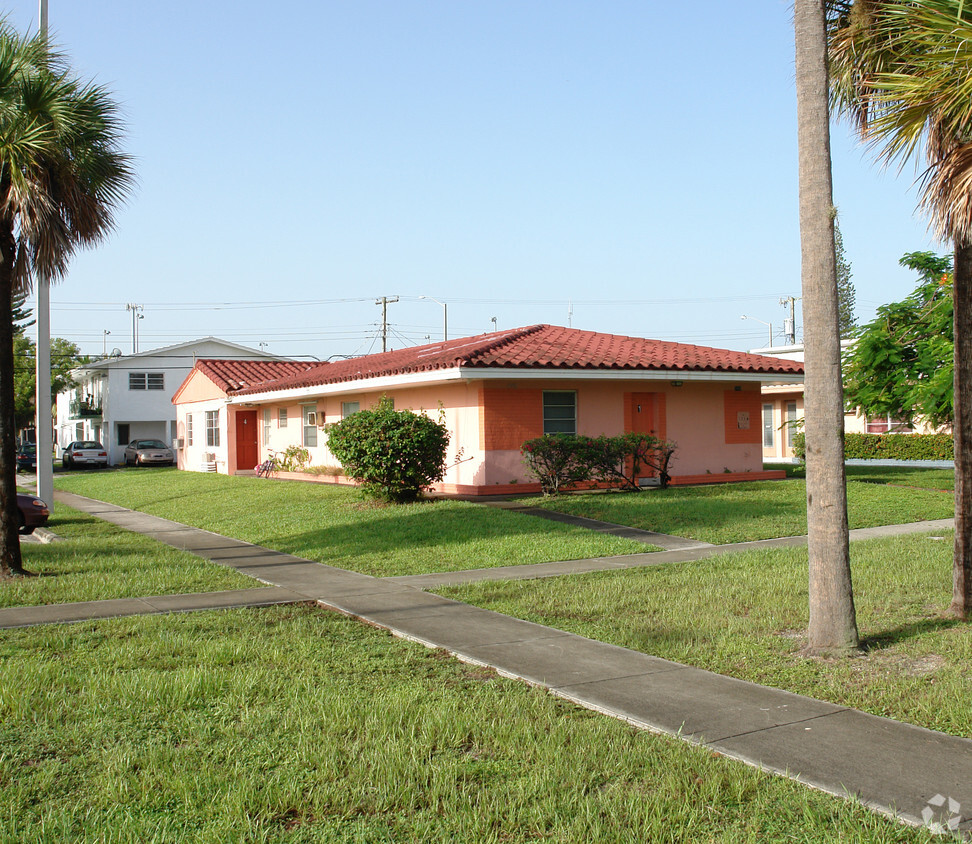 Primary Photo - Windemere Apartments
