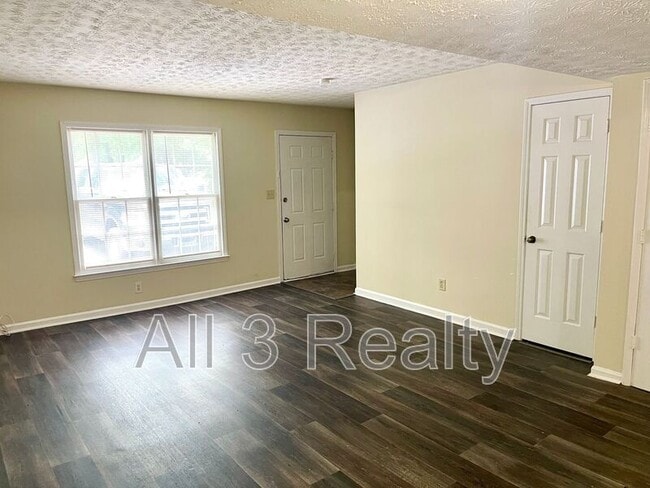 Building Photo - 310 S Jeff Davis Dr